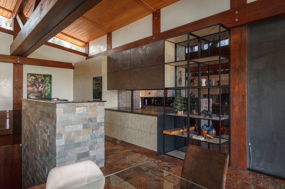 Фартук из стекла для кухни