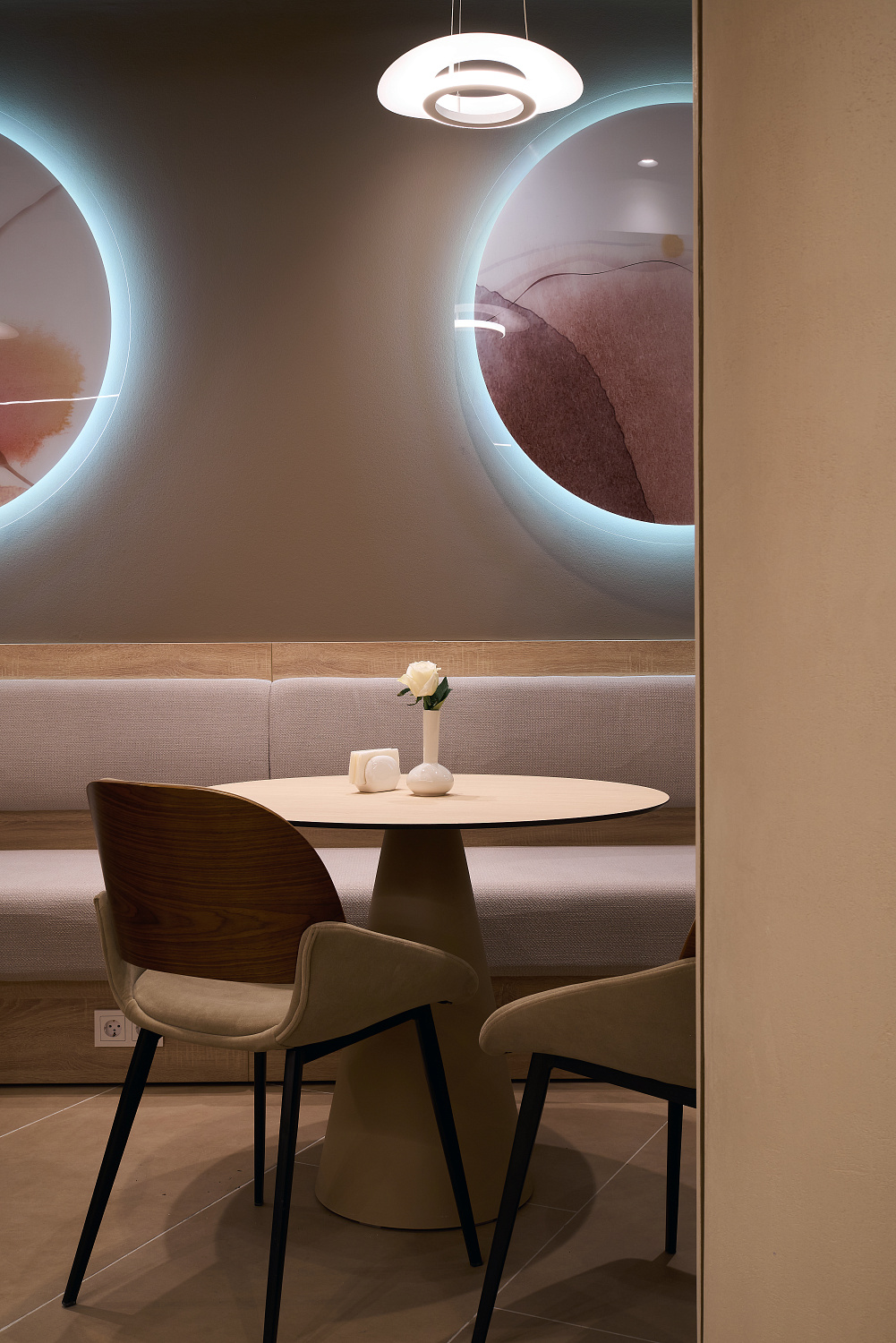 Клиника УГМК, дизайнер Стефанович