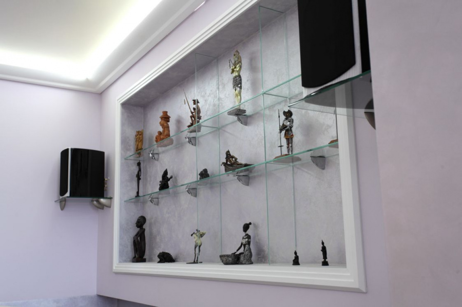 Стеклянные полки